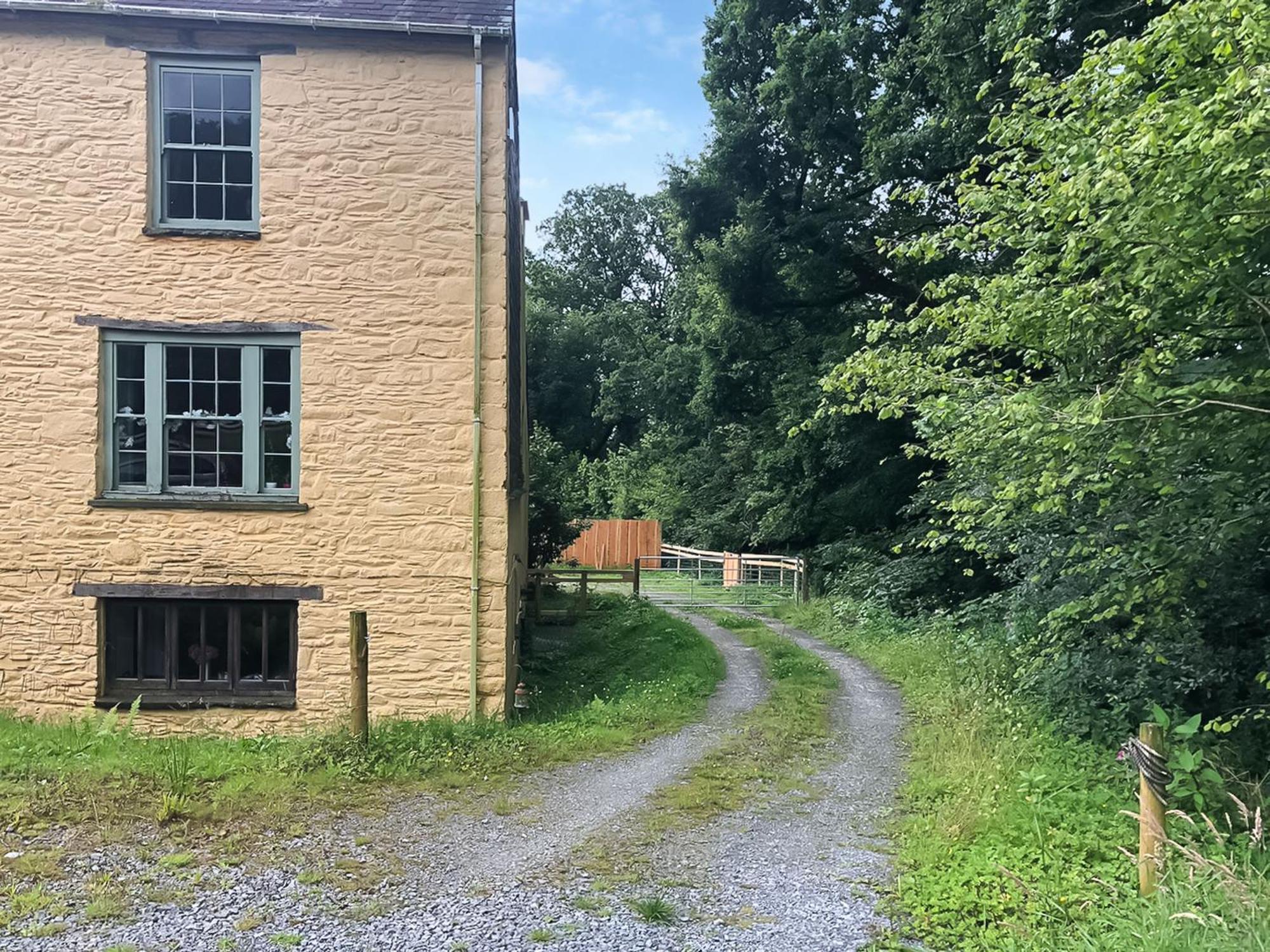 Ynywsen Dairy Flat Βίλα Llanfynydd Εξωτερικό φωτογραφία